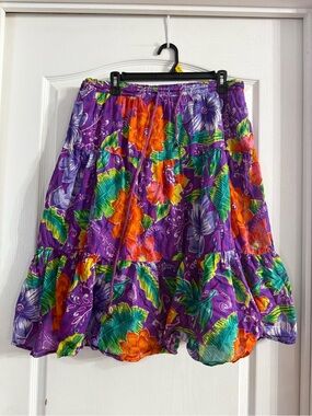 Baxter & Wells Women’s Purple Floral Lined Skirt Sz S. MY-183